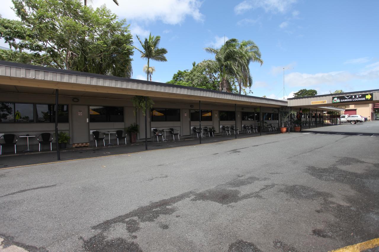 Tandara Hotel Motel Sarina Exterior photo
